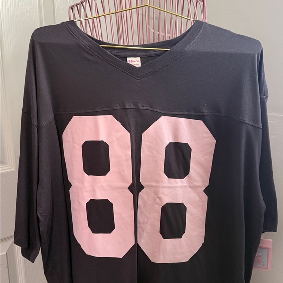 God's Favorite Jersey Graphic Tee - Black & Light Pink - Picture 2 of 2